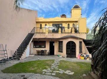Casa · 150m² · 4 Ambientes · 1 Cochera · Casa en Venta