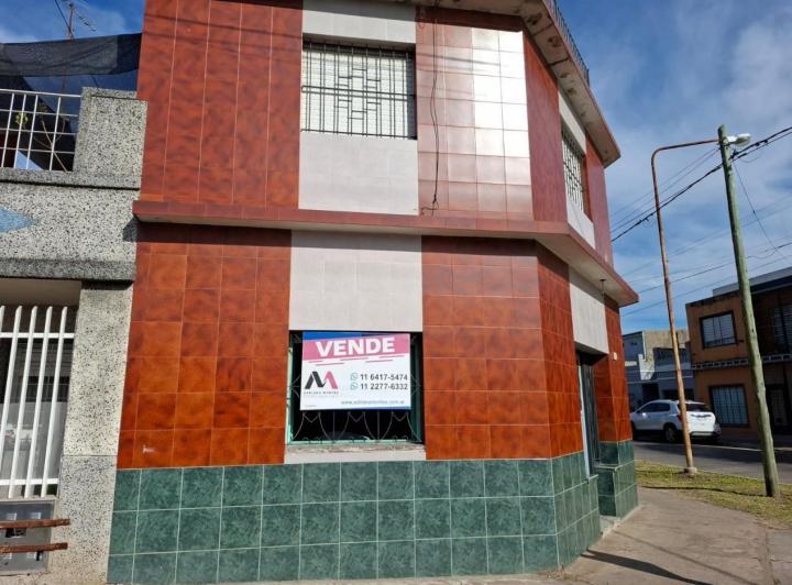 Casa · 90m² · 3 Ambientes · 1 Cochera