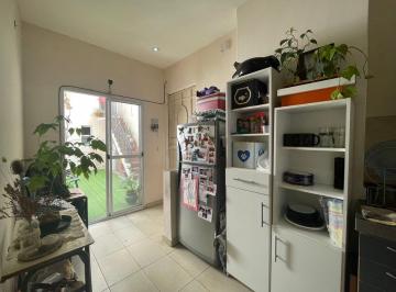 PH · 76m² · 3 Ambientes · Venta PH 3 Amb en Pb C/patio y Lavadero - Congreso