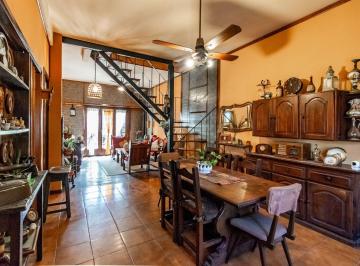 Casa · 156m² · 6 Ambientes · 1 Cochera · Venta Casa 6 Amb. con Jardín/coch. San Andres