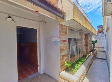 PH · 80m² · 4 Ambientes · 1 Cochera · PH en Venta Berazategui 3 Ambientes Cochera
