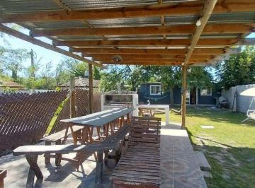 Casa · 39m² · 1 Ambiente · Venta Imperdible Casa, Quincho y Pileta, Domselaar