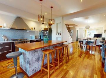 PH · 118m² · 4 Ambientes · 1 Cochera · Venta PH 4 Amb Parque, Pileta y Parrilla Quilmes