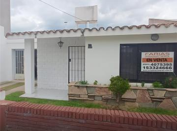 Casa de 5 ambientes, Córdoba · Venta Casa Ayacucho 2dor Gge X2, Amplio Espacio Verde en Vereda Alquilada