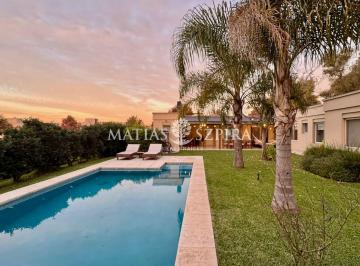 MSB-MS3-8621_2 · Casa en Venta en La Cesarina