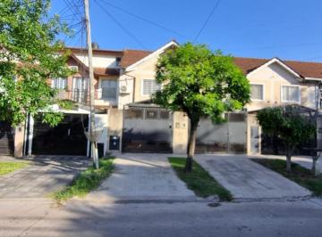 Casa · 70m² · 4 Ambientes · 1 Cochera · Venta de Casa en San Miguel
