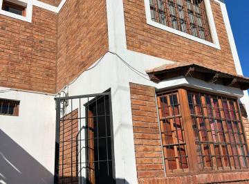 Casa de 3 ambientes, Guaymallén · Vendemos Casa Guaymallen! Calle Tirasso