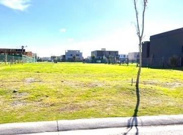 Terreno · 567m² · Terreno Lote en Venta en Carpinchos, Nordelta, Tigre