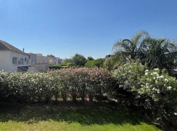 Casa · 210m² · 5 Ambientes · 1 Cochera · Casa en Venta Ubicado en Los Sauces, Nordelta
