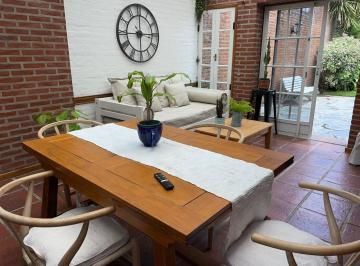 Casa de 4 ambientes, Miramar · Chalet 3 Dorm. - Zona II - Miramar