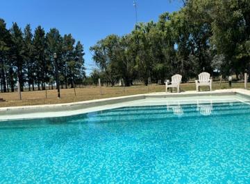 Casa · 188m² · 4 Ambientes · 2 Cocheras · Casa en Venta 4 Amb Haras del Sur I Pileta Quincho