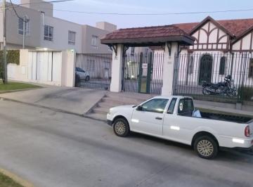 Casa de 1 ambiente, San Miguel · Dúplex con Jardín y Cochera en Barrio Cerrado. La Giustina II
