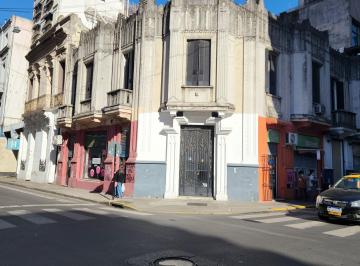 PH de 8 ambientes, Rosario · Gran Casa en Planta Alta - Reciclada - Ideal Uso Comercial - Oficinas