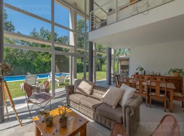 Casa · 186m² · 6 Ambientes · Apto Crédito! Casa con 3 Dorm. en Venta en Rincon de La Costa