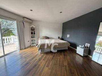 Casa · 218m² · 5 Ambientes · Casa en San Marco