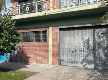 Depósito · 380m² · 4 Ambientes · Depósito en Lanús Este