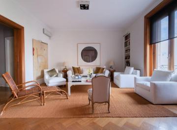 Departamento · 255m² · 4 Ambientes · 1 Cochera · Juncal y Esmeralda
