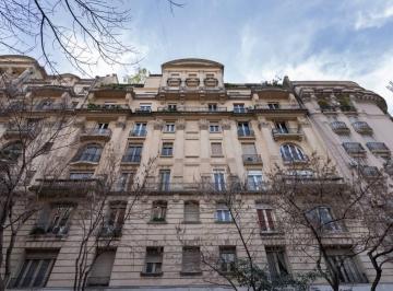 Departamento · 255m² · 4 Ambientes · 1 Cochera · Juncal y Esmeralda