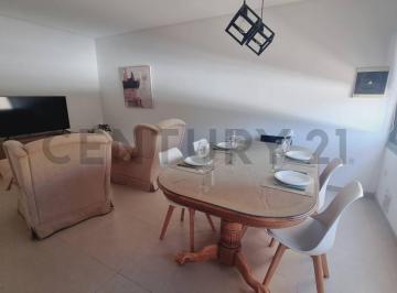 Departamento · 60m² · 2 Dormitorios · 1 Cochera · Alquiler de Departamento Frente Al Dalvian