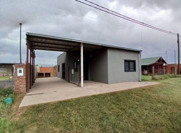 Casa · 84m² · 3 Ambientes · 1 Cochera · Venta Casa Semi Construida a Estrenar en Timbues