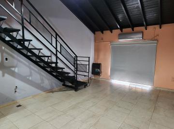 Departamento de 2 ambientes, Tres de Febrero · Depto 2 Amb,2 Baños y Balcón, Bajas Expensas ¡Acepta Permuta, Escucha Propuesta