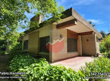 Casa de 8 ambientes, Matilde · Casa 4 Dorm. + 4 Baños en Estacion Matilde
