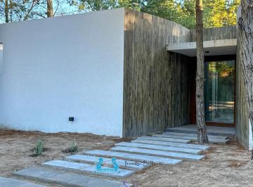Casa de 5 ambientes, Costa Esmeralda · Venta Casa Estrenar Costa Esmeralda Disfruta de La Naturaleza y La Tranquilidad