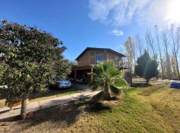 Casa · 120m² · 5 Ambientes · 3 Cocheras · Casa en Barrio Privado Las Palmeras - Rama Caída