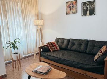 Casa · 4 Ambientes · 1 Cochera · Casa en Junin Bs As con Patio y Parrilla