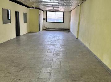 Local comercial · 200m² · Alquiler Galpón Local en Caseros Muy Buen Estado