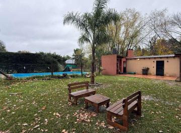 Casa · 79m² · 3 Ambientes · 2 Cocheras · Venta Casa con Pileta Parque Exaltación