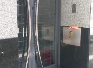 Oficina comercial · 20m² · 1 Ambiente · Pasteur 600 - Once - Oficina en Alquiler 20 m²