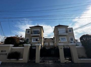 Casa de 4 ambientes, Lomas de Zamora · Casa de 4 Ambientes en Condominio - Barrio Ingles