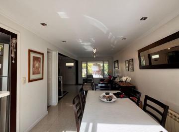 PH · 200m² · 4 Ambientes · 1 Cochera · Triplex en Venta - Los Troncos - Mar del Plata