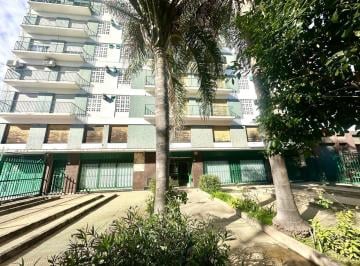 Departamento · 60m² · 3 Ambientes · Departamento 3 Ambientes Al Frente C/ Dos Balcones en La Boca Venta