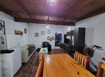 Casa · 85m² · 4 Ambientes · 1 Cochera · Casa 4 Ambientes en Venta en Ezeiza a Refaccionar
