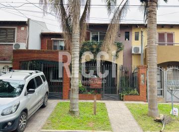 Casa · 182m² · 4 Ambientes · 1 Cochera · Casa Tipo Duplex en Venta 4 Ambientes en Berazategui