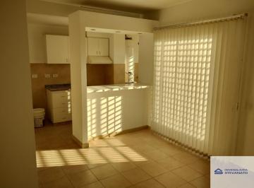Departamento de 3 ambientes, Maipú · Departamento en Alquiler de 1 Dormitorio C/ Cochera en Maipú