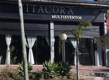 Local comercial · 300m² · Local Comercial en Alquiler en Excelente Ubicacion