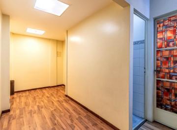 Departamento · 80m² · 4 Ambientes · Venta Departamento 4 Amb Caballito Uso Vivienda o Profesional