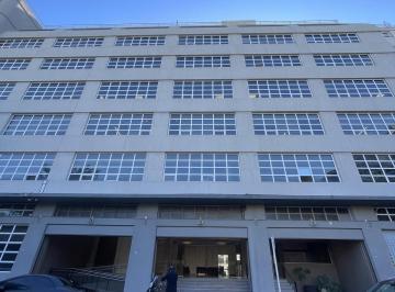 Oficina comercial · 2021m² · Oficina en Alquiler en Barracas