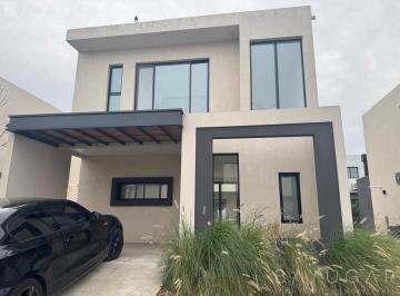 Casa · 140m² · 5 Ambientes · Alquiler Casa en Barrio Privado El Aljibe - Manzanares