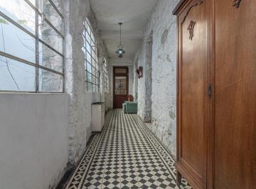 Casa · 102m² · 3 Ambientes · 2 Cocheras · Venta Casa 3 Amb - San José