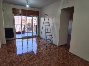 Departamento · 55m² · 3 Ambientes · 2 Cocheras · Departamento en Venta con Renta en Saavedra