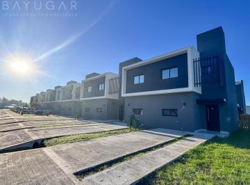 Casa · 90m² · 4 Ambientes · 1 Cochera · Alquiler - Dúplex en Barrio Privado El Aljibe - Manzanares