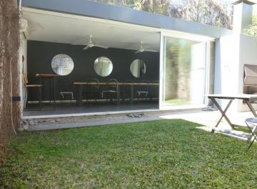 Casa de 11 ambientes, Chacarita · Divina! Casa con Jardín en Distrito Audiovisual