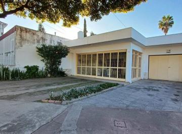 Casa · 128m² · 6 Ambientes · 1 Cochera · Venta Casa 3 Dorm. Parque Capital Córdoba