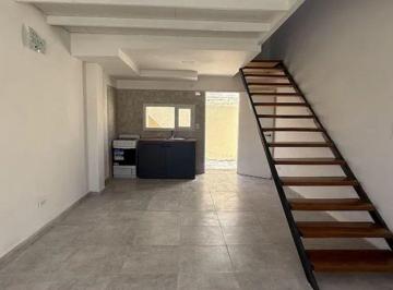 PH · 57m² · 2 Ambientes · 1 Cochera · Alquiler Dúplex un Dorm - Gral. Fernandez Oro