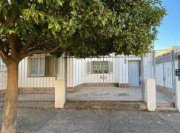 Casa de 5 ambientes, Córdoba · Casa en Observatorio - 2 Dorm.