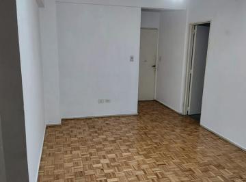 Departamento · 35m² · 2 Ambientes · Florida 600, Departamento 2 Ambientes, Piso Alto - Microcentro